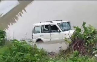 पालीगंज में दर्दनाक सड़क हादसा: नहर में गिरी स्कॉर्पियो, दो महिलाओं की मौत, दो घायल.