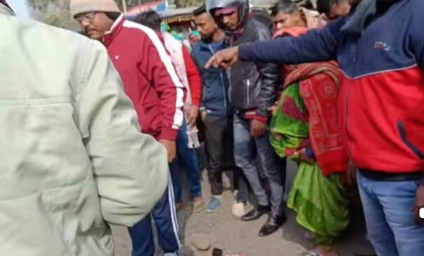 सन्हौला थाना चौक पर तेज रफ्तार का कहर, बाइक सवार महिला की दर्दनाक मौत।