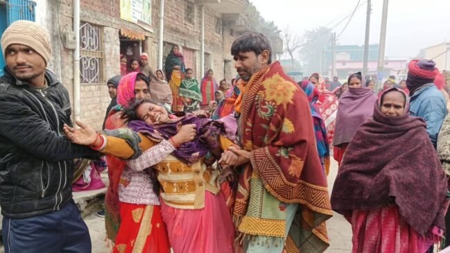 कहलगांव में झोलाछाप डॉक्टर की खौफनाक लापरवाही, यूट्यूब देखकर किया ऑपरेशन; गर्भवती महिला की मौत, नवजात सुरक्षित।