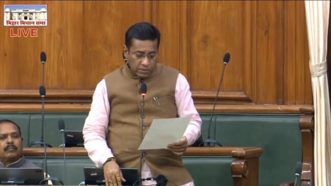 विधायक शुभानंद मुकेश खेल, शिक्षा, स्वास्थ्य, कृषि एवं जनजातीय हितों से जुड़े मुद्दों को सदन सदन में उठाये।