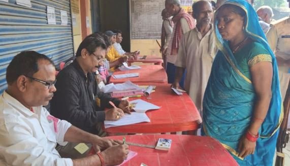 सुपौल में 17 पैक्स के लिए शांतिपूर्ण मतदान, 67% वोटिंग दर्ज